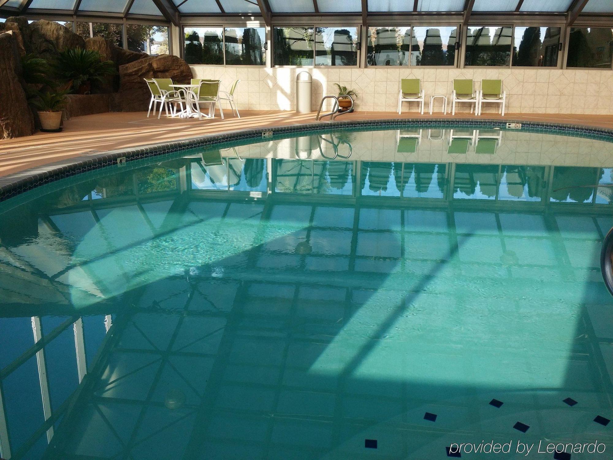 Express & Hotel Richland